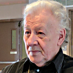 M. Gaston Morneau, résidant.
